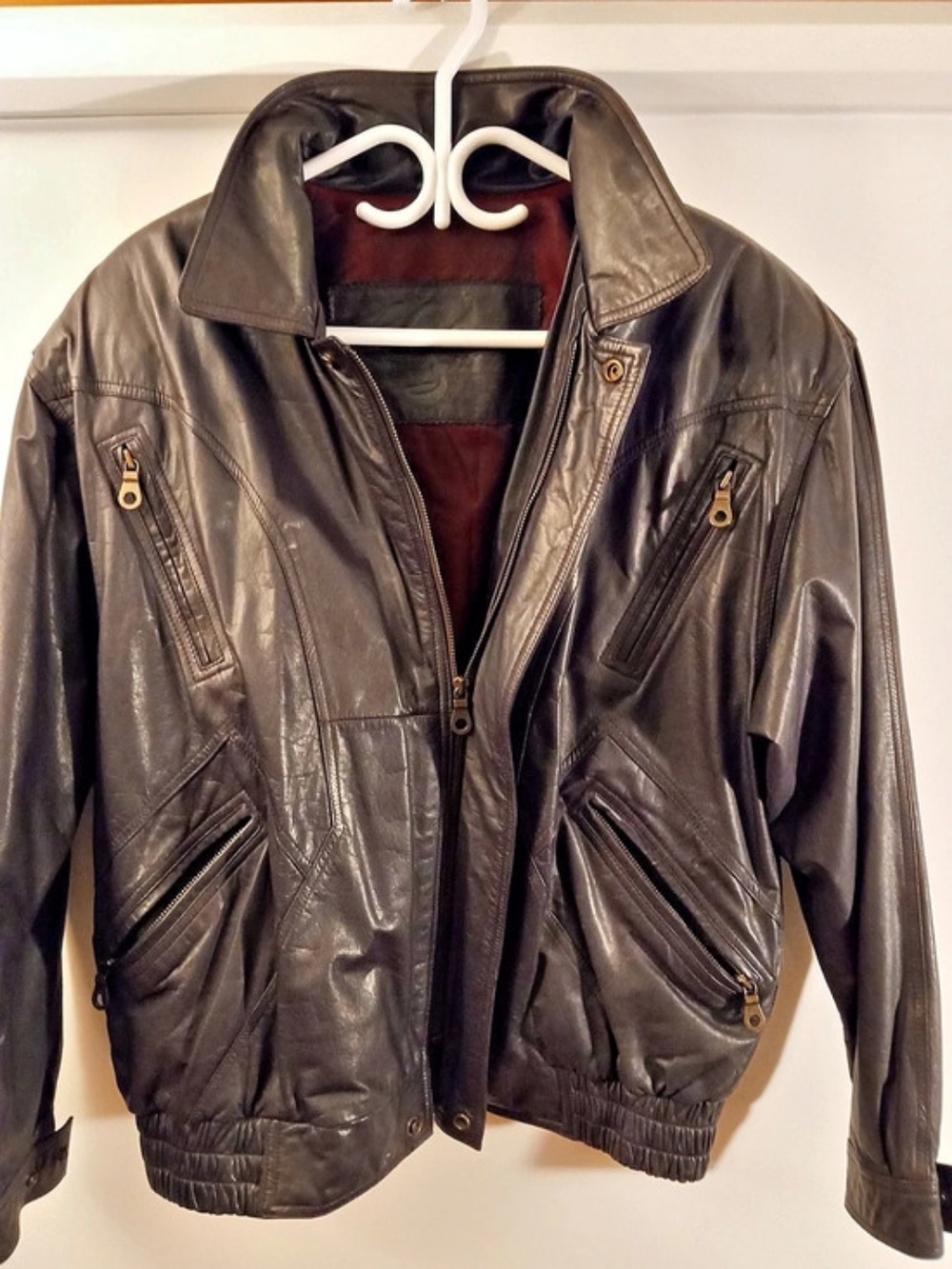 Geraldo Saittore for Carles International genuine Blue leather jacket.